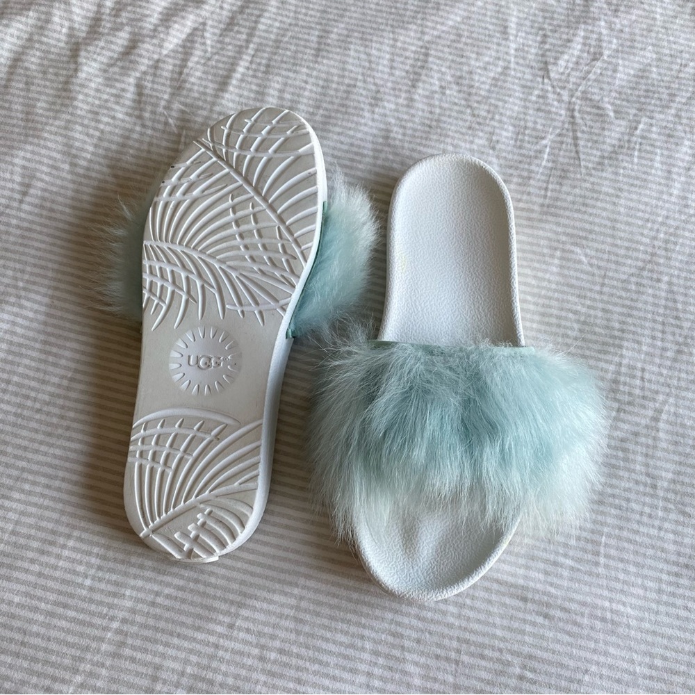 UGG Royale slides/slippers size 7